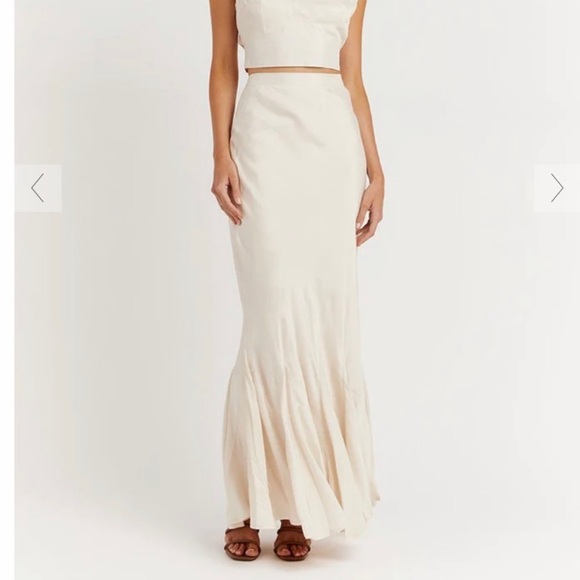 DISSH Skirts Dissh Campbell Oyster Fluted Midi Skirt Poshmark